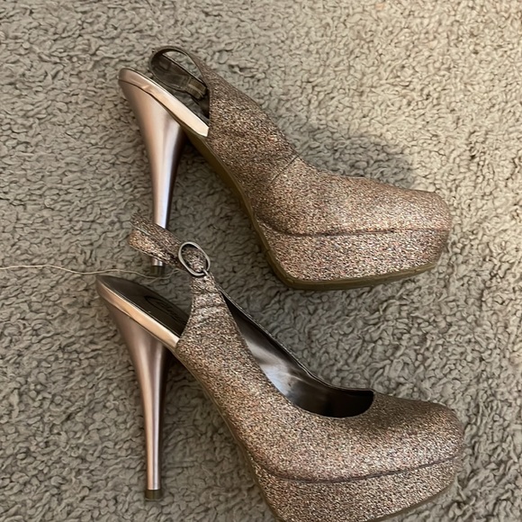 Candies glitter 4 inch heels size 8 - Picture 2 of 9